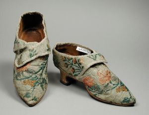 Woman's silk brocade shoes, 1770s, probably Italian. Image from Wikimedia Commons.