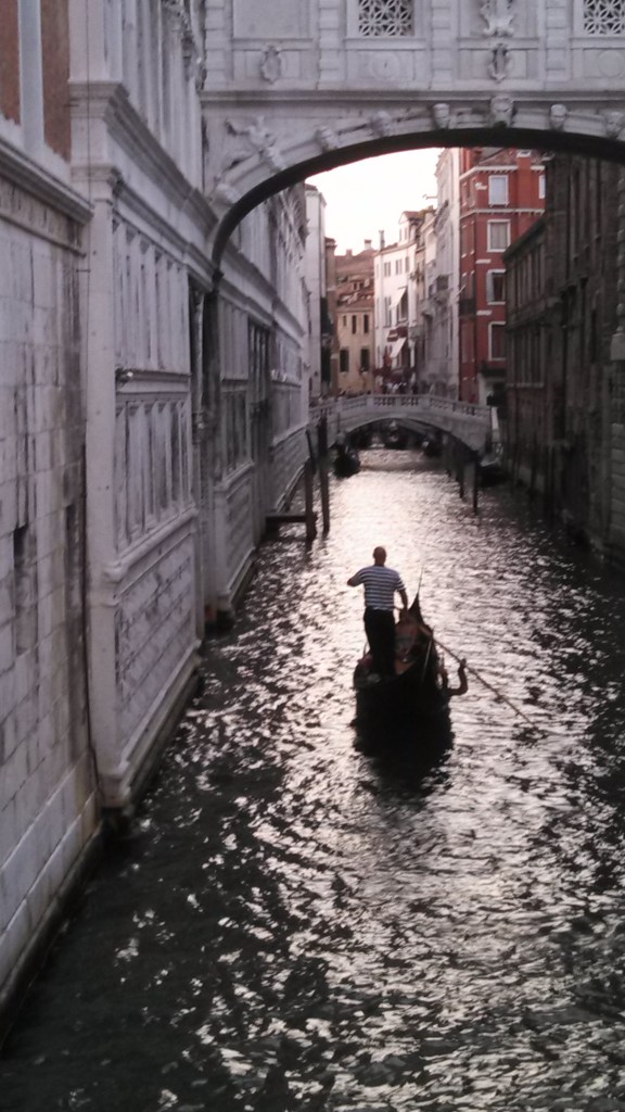 A gondola under the Bridge of Sighs